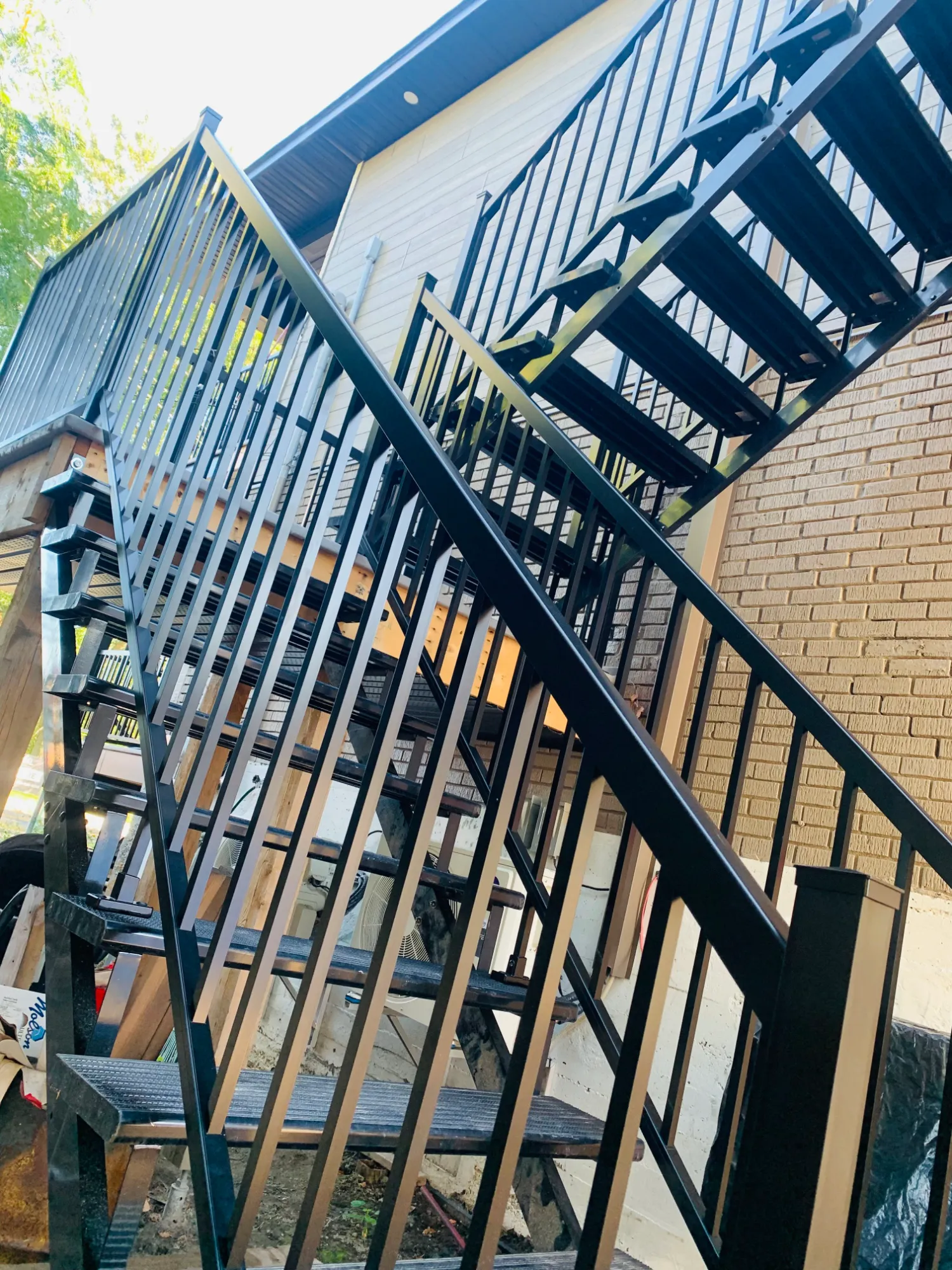 Balcon Expert Rampe 8 Montreal - Longeuil - Rive Sud Balcon Expert photo3 Montreal - Longeuil - Rive Sud