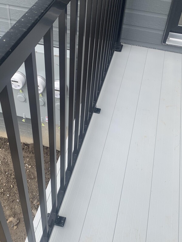 RS24_440096681_1191876665133612_1078339943326049973_n_scr Balcon aluminium